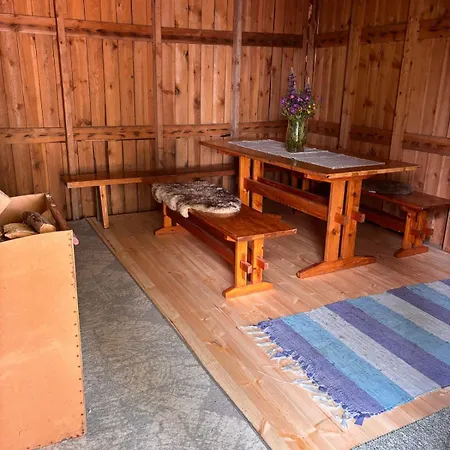 Moekki Jaervenrannalla