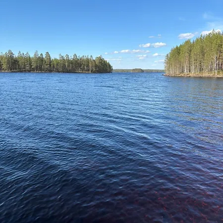 Moekki Jaervenrannalla Jyrkka