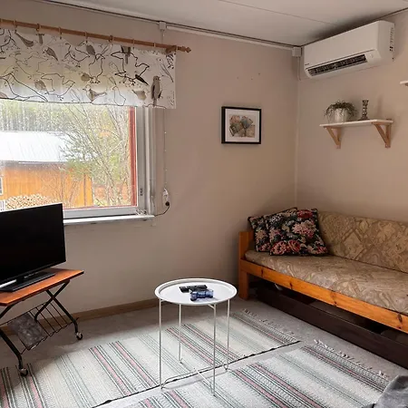 Moekki Jaervenrannalla Chalet *