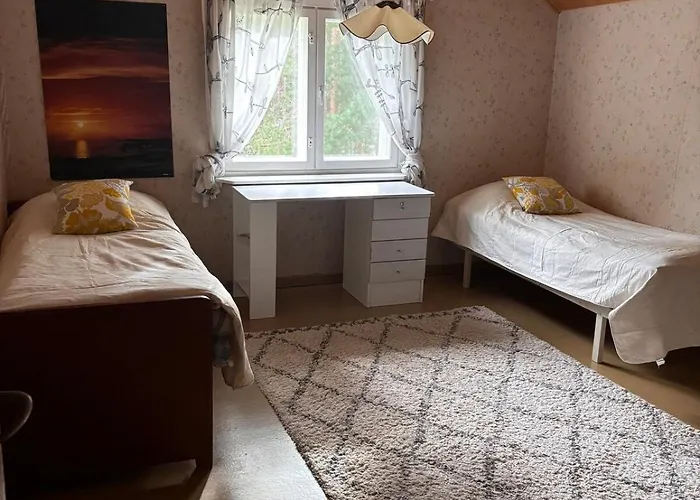 Moekki Jaervenrannalla * Jyrkka