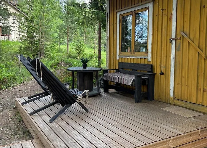 Moekki Jaervenrannalla * Jyrkka